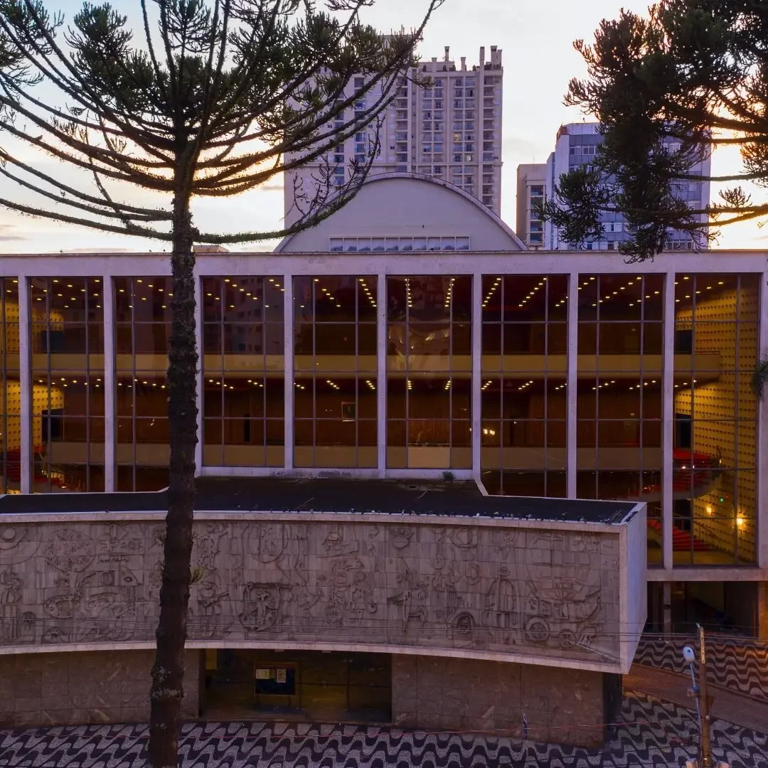 Escola de Ddanca teatro guaira